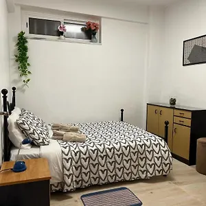 Charming House Linda-a-Velha
